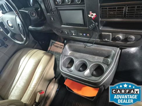 Used 2021 Chevrolet Express 3500 Extended w/ Driver Convenience Package RWD image 23