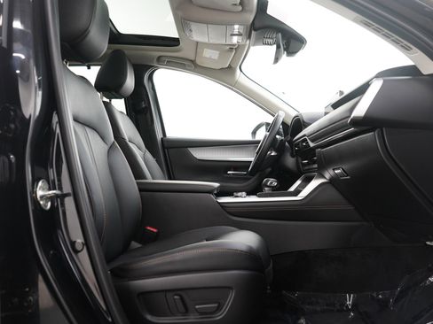 Certified 2024 MAZDA CX-90 Plug-In Hybrid w/ Premium Pkg image 11