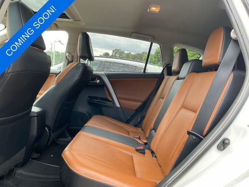 Used 2016 Toyota RAV4 Limited AWD/4WD image 4