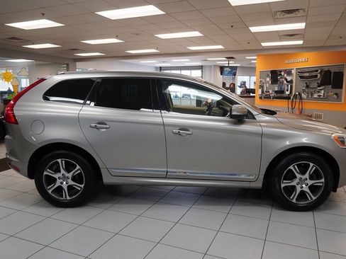 Used 2014 Volvo XC60 T6 image 15