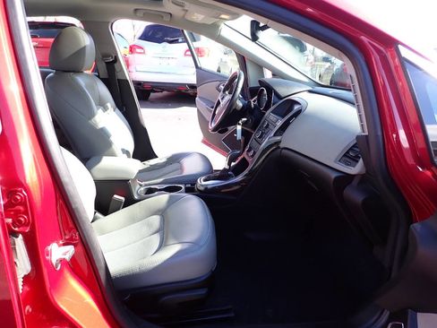 Used 2013 Buick Verano Convenience image 12