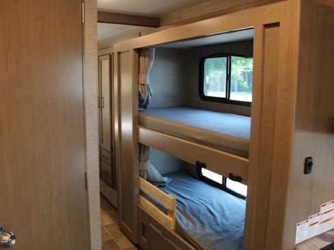 Used 2022 Ford E-450 and Econoline 450 Super Duty w/ Motorhome Prep Package image 22