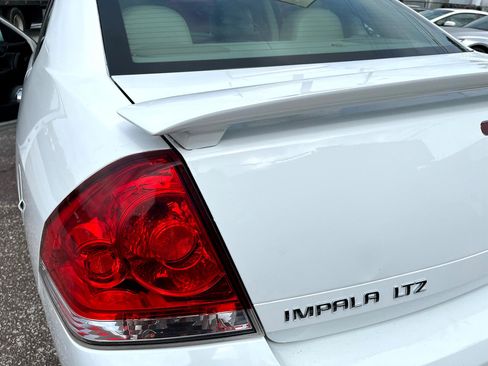 Used 2015 Chevrolet Impala LTZ image 13