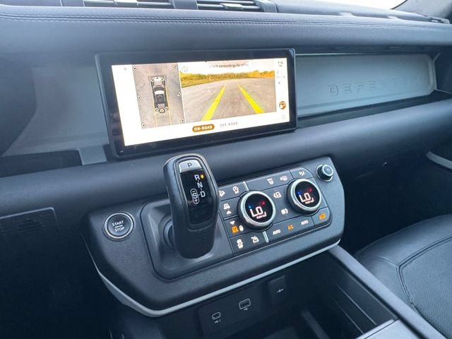 Used 2024 Land Rover Defender 110 S AWD/4WD image 9