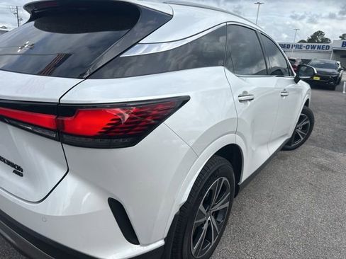 Used 2026 Lexus RX 350h w/ Convenience Package AWD/4WD image 2