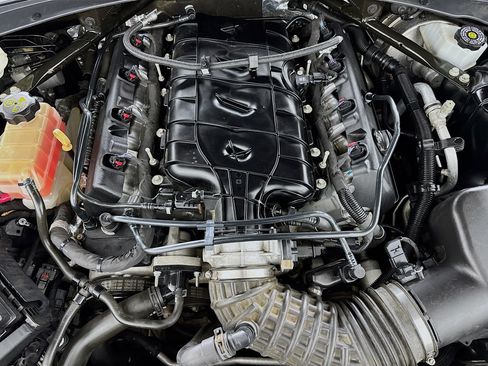 Used 2021 Chevrolet Camaro SS RWD image 33