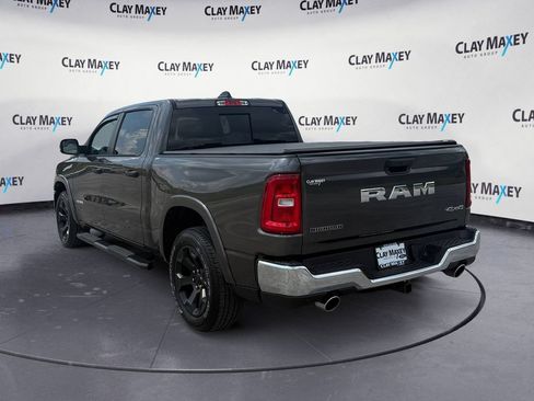 Used 2025 RAM 1500 Big Horn AWD/4WD image 3