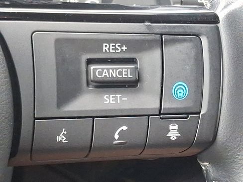 Used 2022 Nissan Pathfinder SL image 21