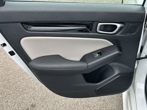 Used 2024 Honda Civic Touring image 14