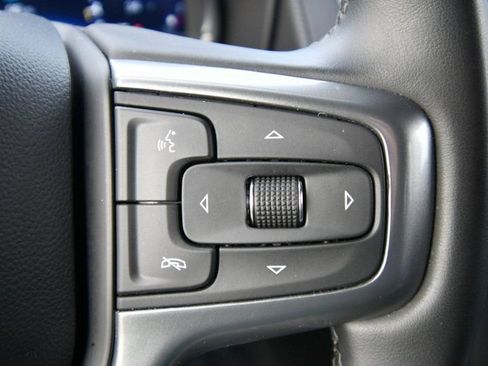 Used 2024 Chevrolet Suburban LT AWD/4WD image 24