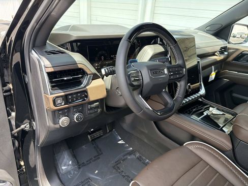 New 2026 GMC Yukon XL Denali Ultimate AWD/4WD image 21