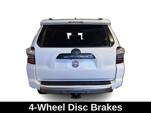 Used 2018 Toyota 4Runner TRD Off-Road Premium AWD/4WD image 13