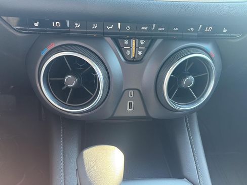 Certified 2022 Chevrolet Blazer LT AWD/4WD image 19
