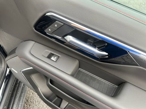 New 2026 Chevrolet Suburban RST w/ Advanced Technology Package image 12