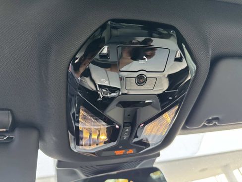 Certified 2025 BMW 530i w/ M Sport Package image 26