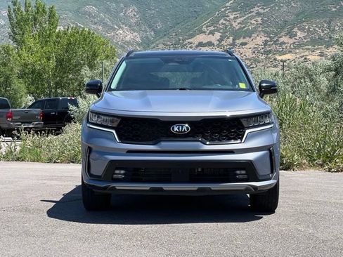 Used 2021 Kia Sorento EX w/ Panoramic Sunroof Package AWD/4WD image 2