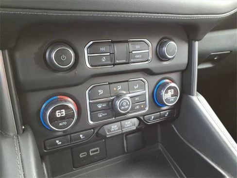 Used 2024 Chevrolet Tahoe LT image 20