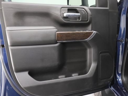 Used 2023 GMC Sierra 2500 SLE AWD/4WD image 36