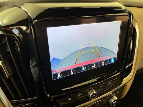 Certified 2022 Chevrolet Traverse Premier AWD/4WD image 40