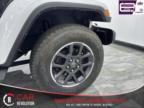 Used 2021 Jeep Gladiator Overland AWD/4WD image 8