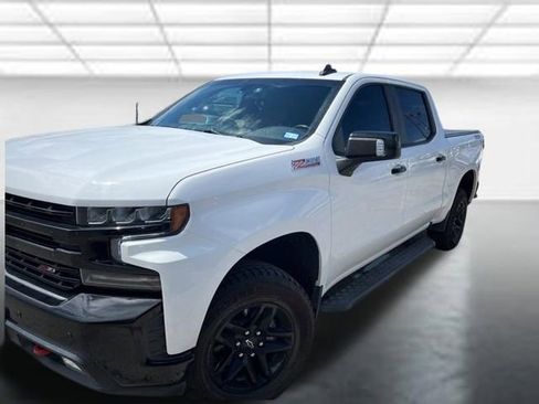Used 2021 Chevrolet Silverado 1500 LT Trail Boss w/ Convenience Package II AWD/4WD image 1