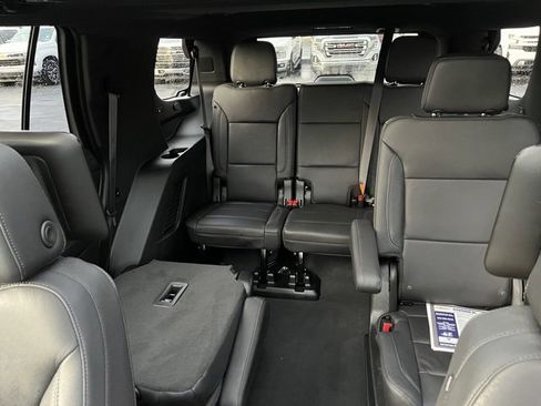 Used 2023 Chevrolet Tahoe Z71 w/ Off-Road Capability Package image 18