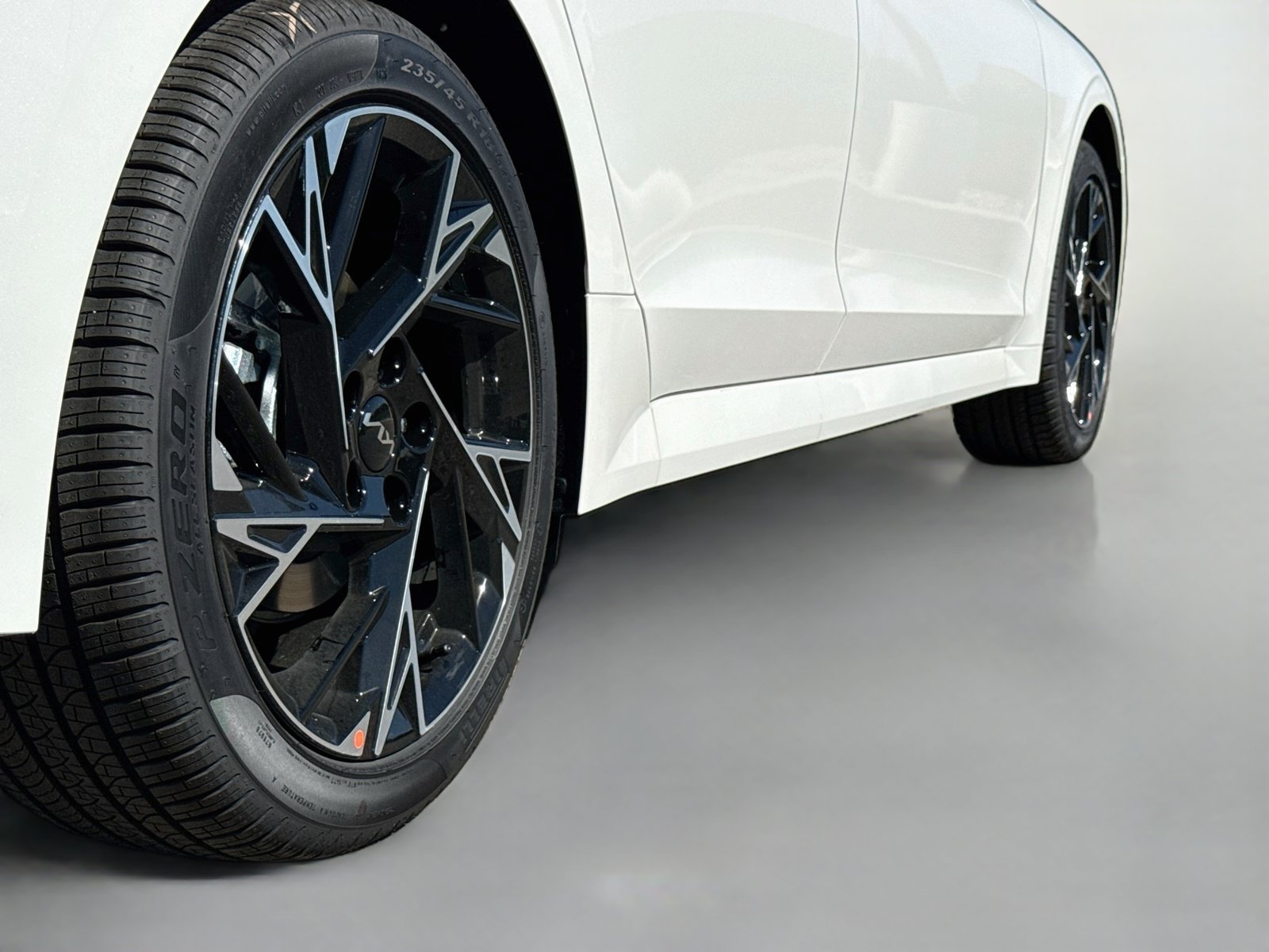 New 2027 Kia K5 GT-Line AWD/4WD image 15