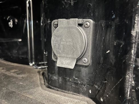 Used 2020 Chevrolet Silverado 1500 RST w/ All-Star Edition image 37