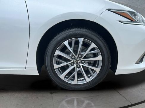 Used 2022 Lexus ES 350 w/ Accessory Package image 27