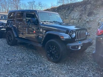 Used 2022 Jeep Wrangler Unlimited Sahara w/ Cold Weather Group