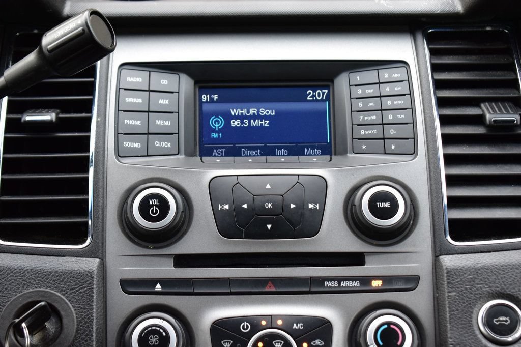 Used 2016 Ford Taurus Police Interceptor AWD image 26