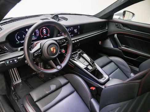 Certified 2025 Porsche 911 Carrera 4 GTS AWD/4WD image 3