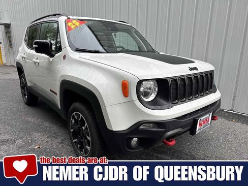 Used 2023 Jeep Renegade Trailhawk AWD/4WD image 1