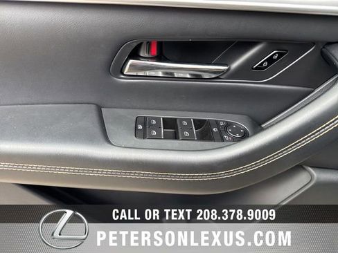 Used 2025 MAZDA CX-70 Plug-In Hybrid w/ Premium Plus AWD/4WD image 24