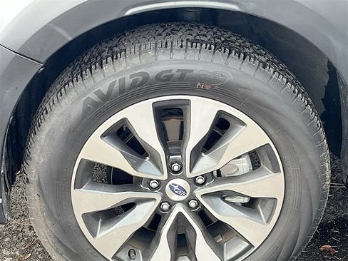 Used 2024 Subaru Outback Limited image 32