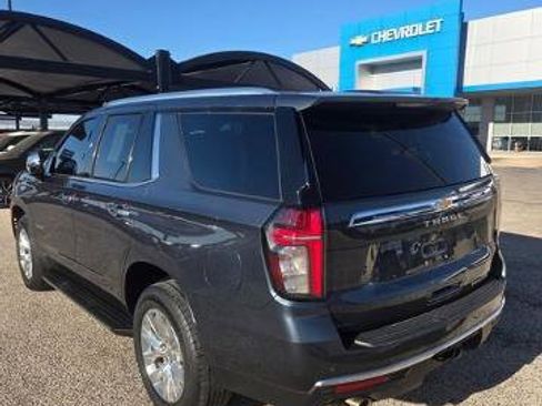 Used 2021 Chevrolet Tahoe Premier w/ Premium Package image 7