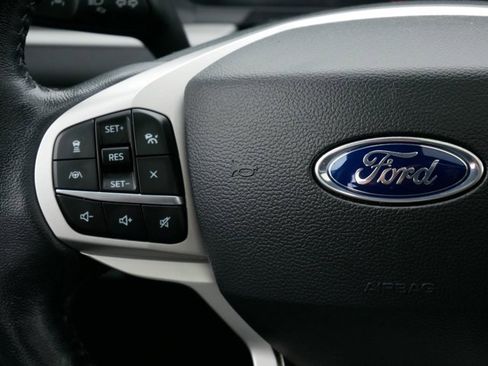 Certified 2023 Ford Explorer XLT w/ Equipment Group 202A image 20