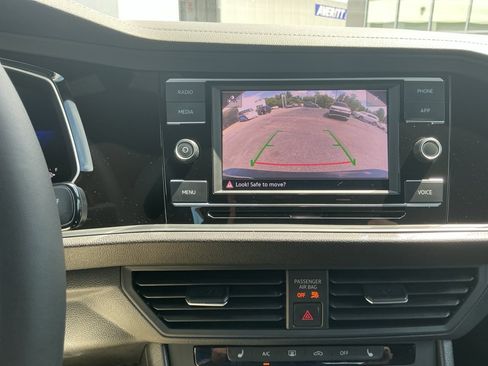 Certified 2024 Volkswagen Jetta Sport FWD image 23