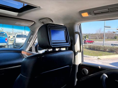 Used 2015 INFINITI QX80 Luxe w/ 22" Wheel Package image 36