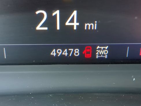 Certified 2023 Cadillac XT5 Premium Luxury w/ LPO, Floor Liner Package AWD/4WD image 20