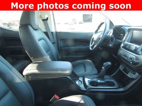 Used 2022 GMC Canyon AT4 image 11