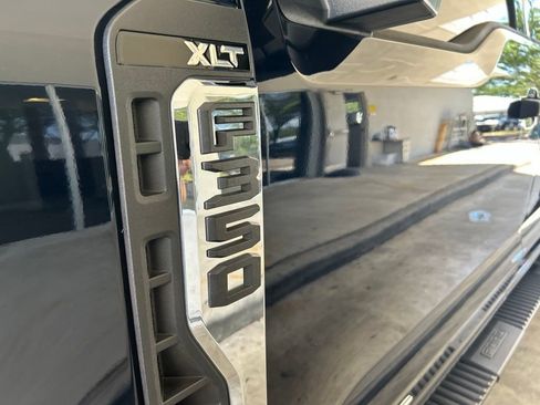 Used 2025 Ford F350 XLT AWD/4WD image 13