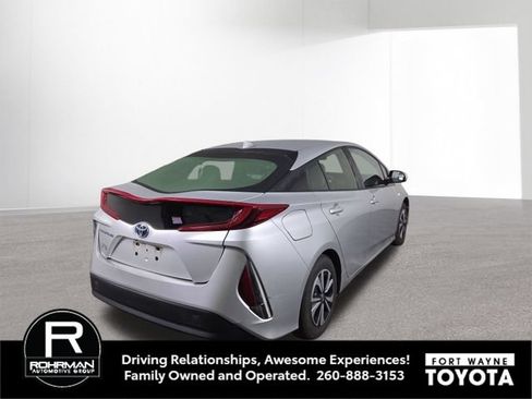 Used 2017 Toyota Prius Prime Premium w/ Carpet Mat Package FWD image 6
