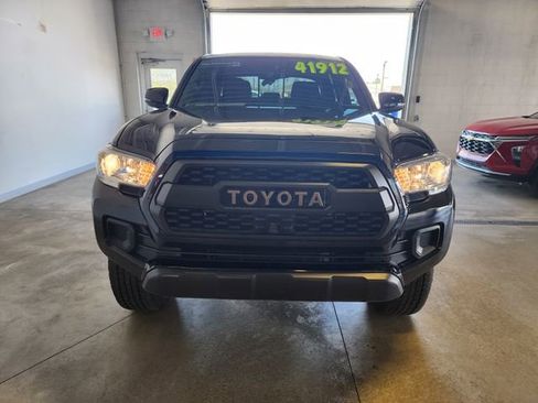 Used 2023 Toyota Tacoma 4x4 Double Cab w/ Trail Edition image 7