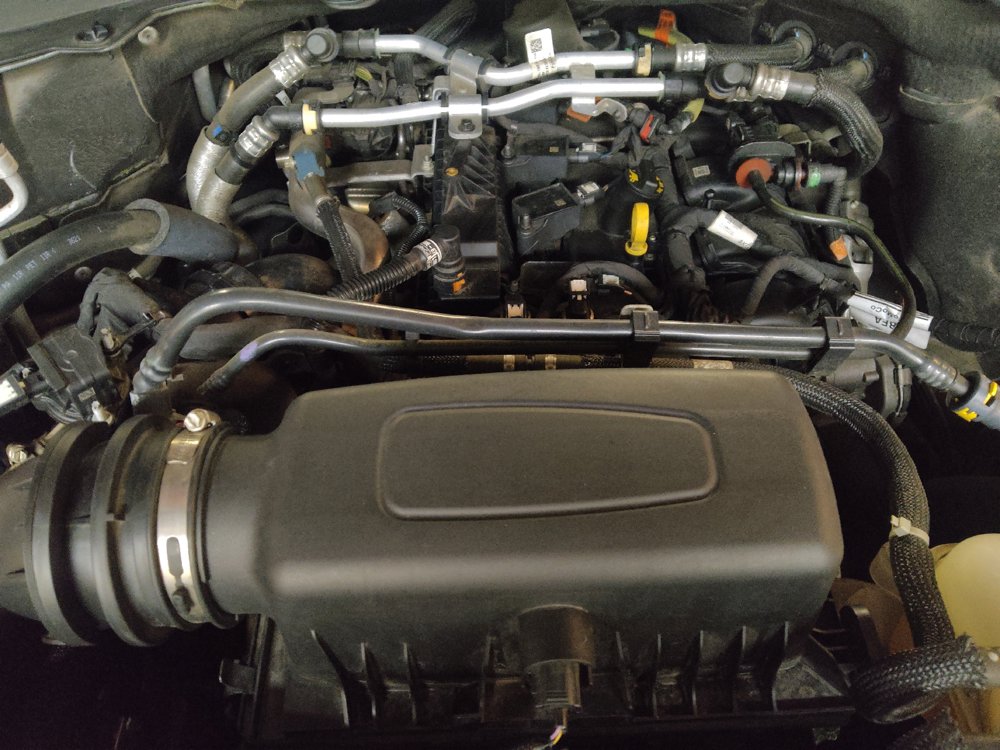 Used 2022 Ford Explorer XLT w/ Equipment Group 202A RWD image 30
