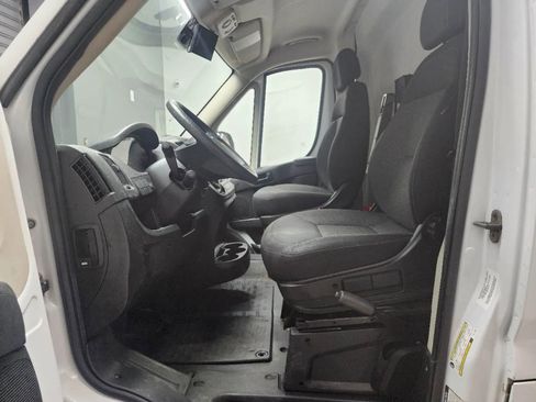Used 2014 RAM ProMaster 3500 w/ Premium Appearance Group image 8