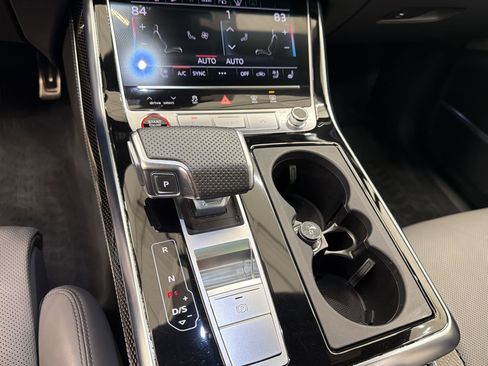 Used 2023 Audi SQ7 Prestige AWD/4WD image 18