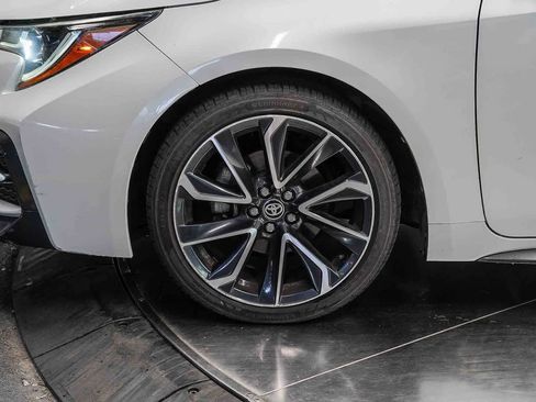 Used 2020 Toyota Corolla SE w/ Carpet Mat Package (TMS) FWD image 9