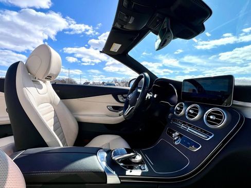 Used 2023 Mercedes-Benz C 300 4MATIC Cabriolet image 10