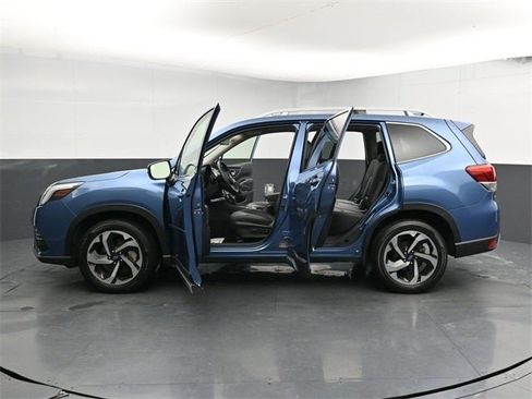Used 2022 Subaru Forester Touring image 35